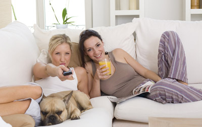 Fernsehen / TV per Internet und Kabel mit Hybridfernsehen (HbbTV) Fernsehen / TV per Internet und Kabel mit Hybridfernsehen (HbbTV)